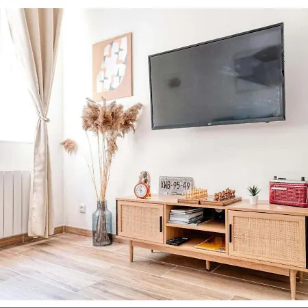 Calme Dans Un Chateau Au Coeur De Apartman *