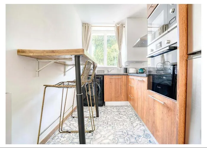 Calme Dans Un Chateau Au Coeur De Lejlighed